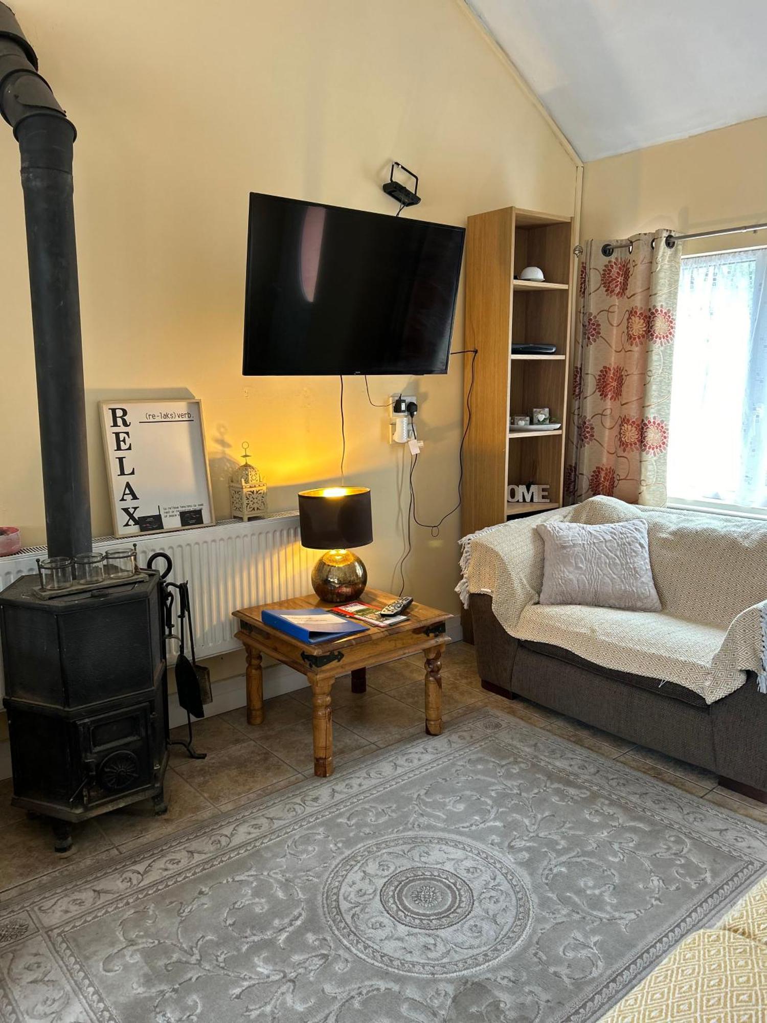 Padoro Lodge Kildare Bagian luar foto